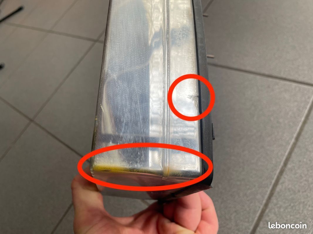 Citroën Tutti pezzi di ricambio auto: Citroën GS Heckleuchte rechts – Usato da Gletterens venduto da XBHS7412 2