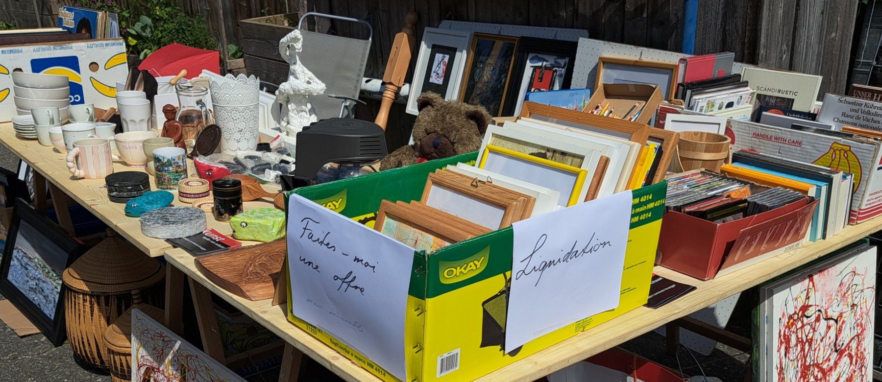 Tutte le decorazioni: Viele Flohmarkt Artikel – Usato da Fribourg venduto da erw_68dx
