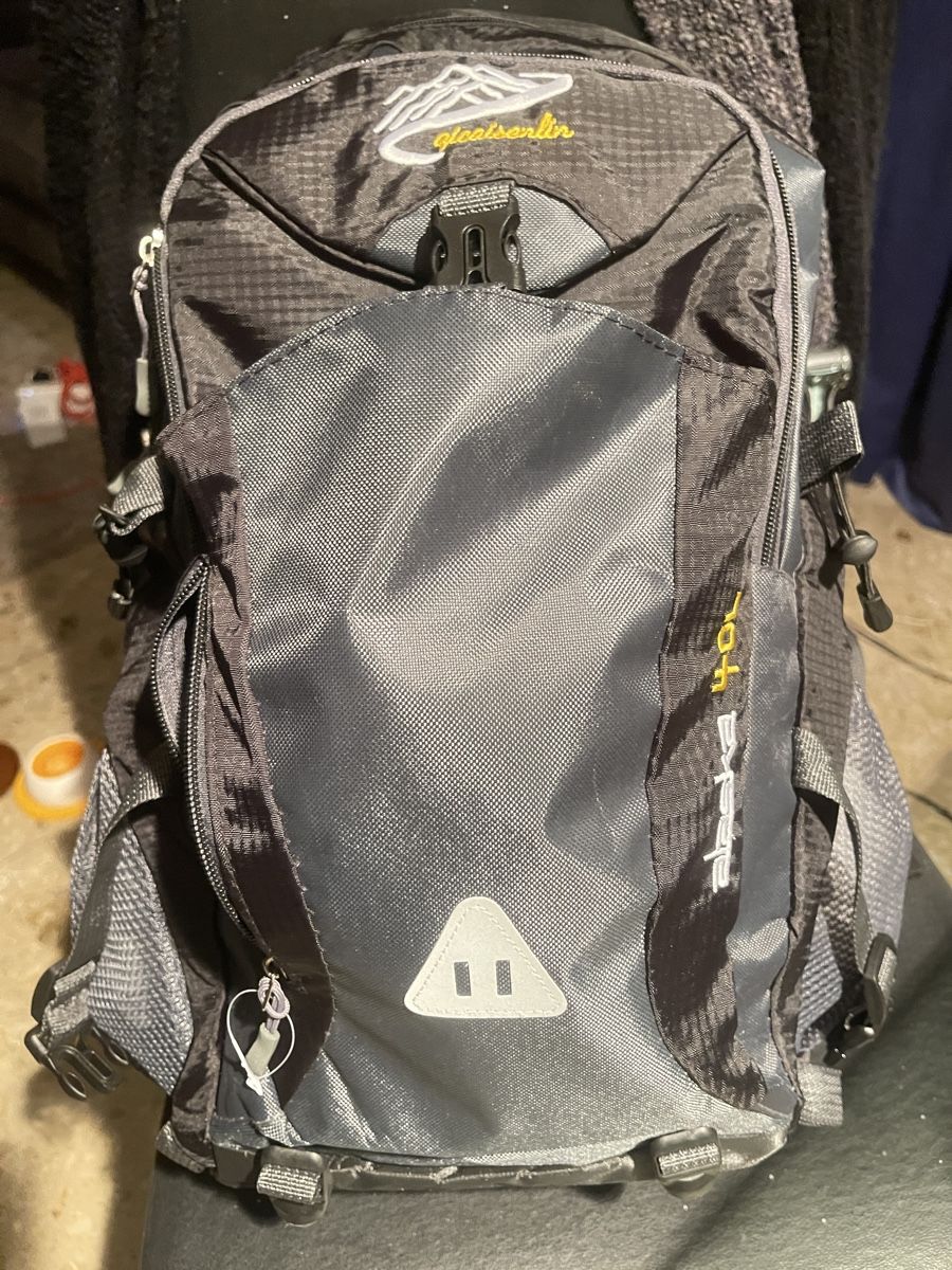 Zaini: Multifunktionaler Wanderrucksack – Nuovo (secondo la descrizione) da Trimbach venduto da Alessia75