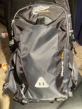 Multifunktionaler Wanderrucksack