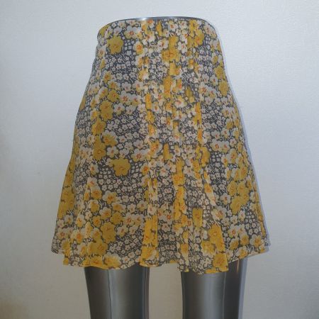 Jupe courte florale à volants - Zara – Gr. M