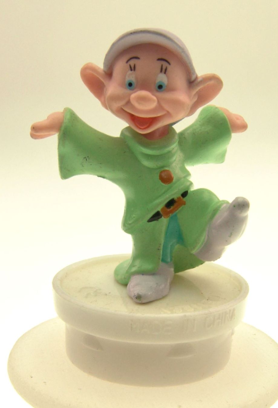 Disney Statuette: Zwerg Happy Smarties Nestlé Disney – Usato da Langenthal venduto da TolleGeschenke2026