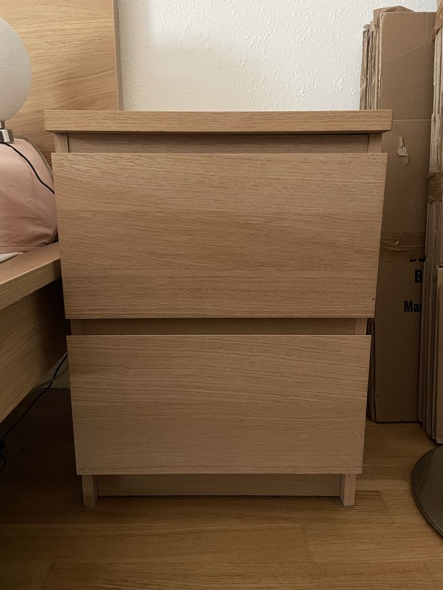 Comodini: 2 Tables de nuit IKEA MALM – Usato da Meyrin venduto da jul_w7p9 2