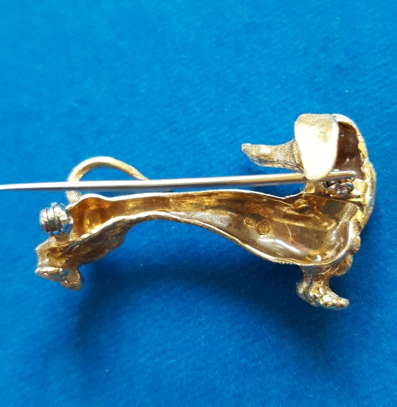 Broschen & Nadeln: Massiv 750 Gold Hundebroche Mit Rubin – Gebraucht aus Wald ZH von Aniade 2
