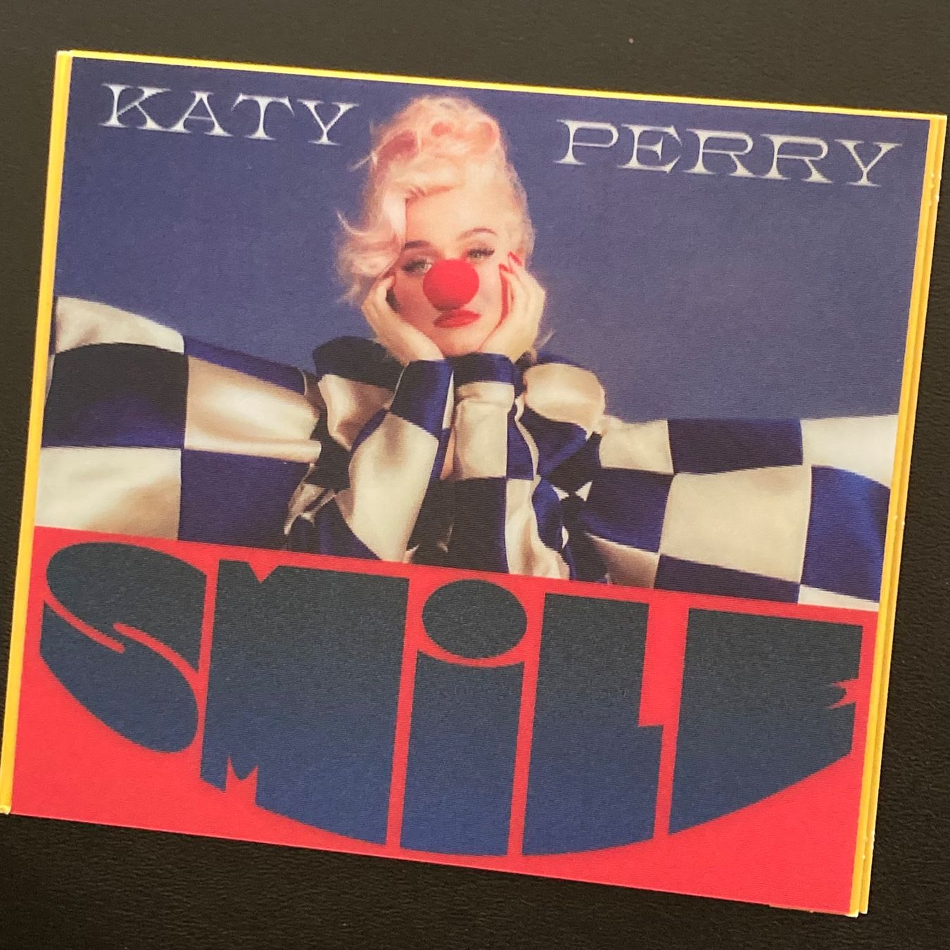 CD: Katy Perry - Smile – Usato da Bern venduto da Ntsamina