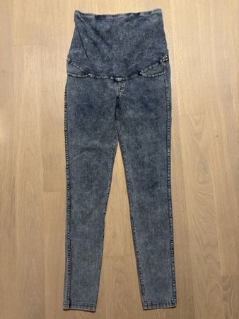 7 Paar Umstandshosen / Schwangerschaftsjeans / Grösse 36,S+M