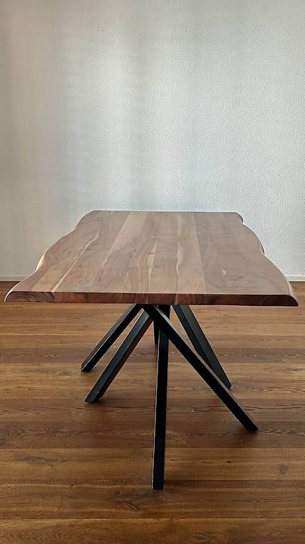 Tavoli: SAM Tisch 160x90x77cm – Usato da Zürich venduto da for_yn8k