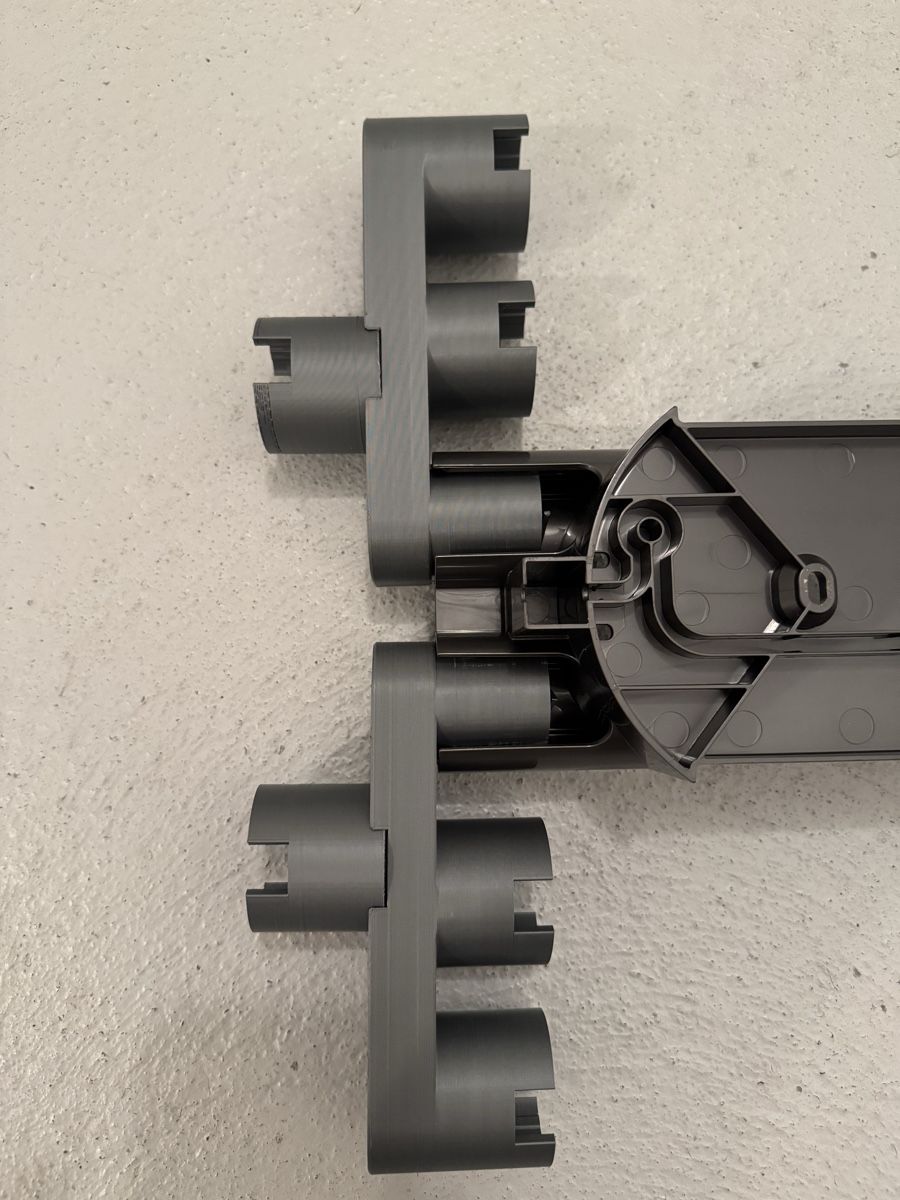 Dyson Aspirateurs & Accessoires: Dyson Staubsauger Ladestation mit Kabel – D'occasion à Oberaach par P...fatzer 1