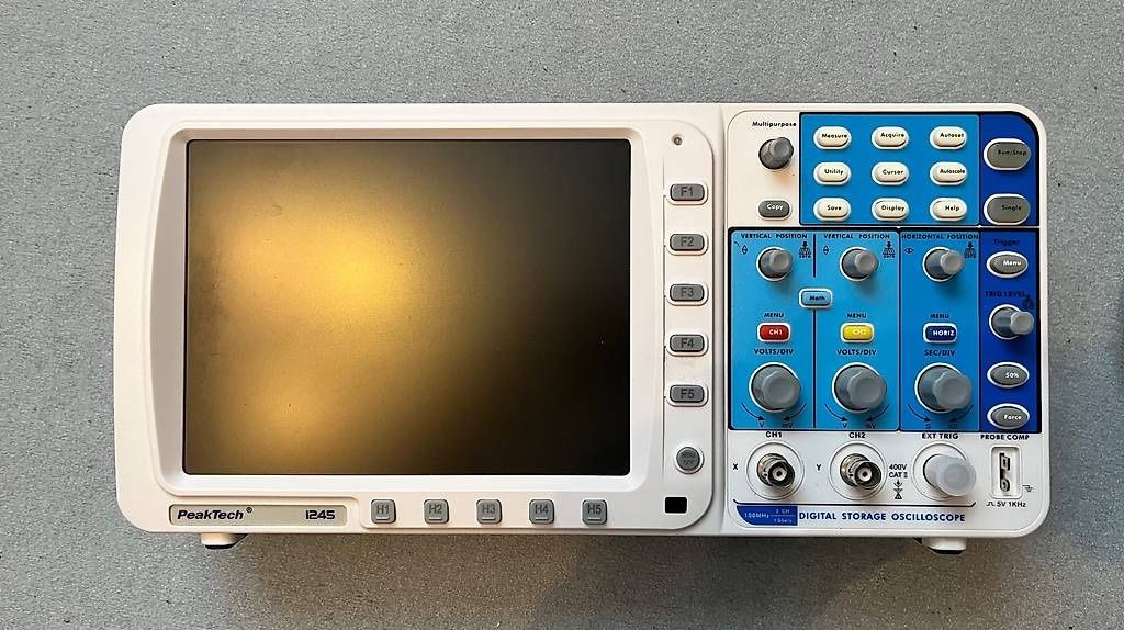 Misurare: PeakTech 1245 Digital Storage Oscilloscope – Usato da Sargans venduto da ralph.zweifel