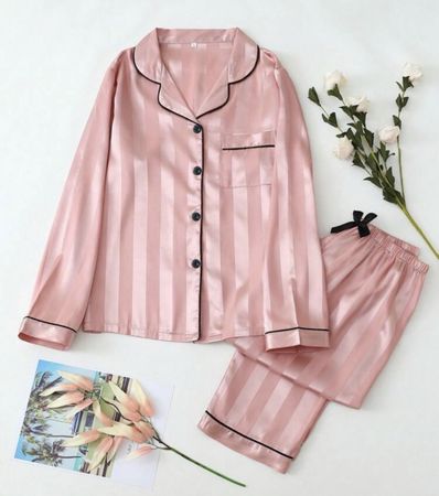Ensemble de pyjama en satin