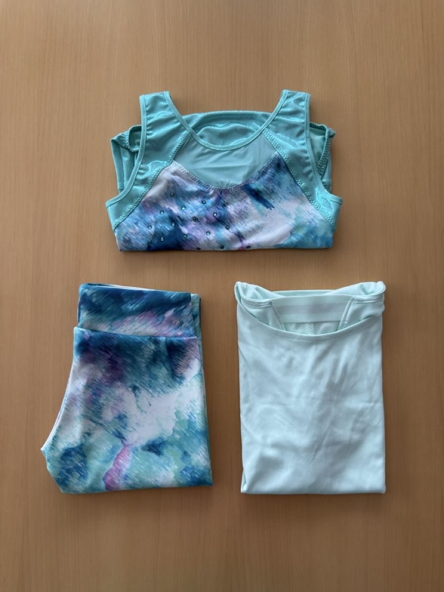 Lotti & Set di vestiti: Gymnastikkleider Mädchen – Usato da Forch venduto da CorinneB-K