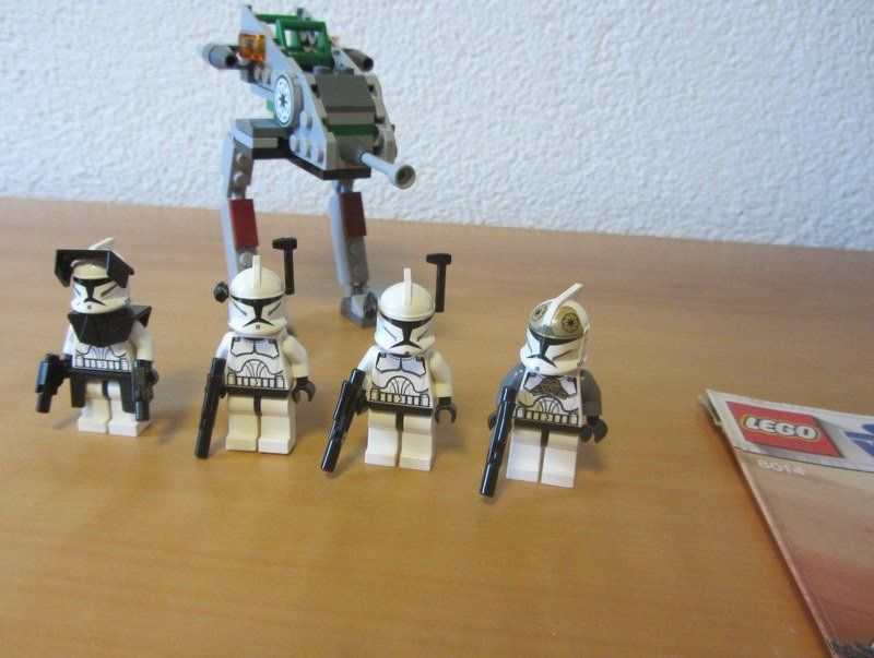 Lego Kit di costruzioni: LEGO Star Wars 8014 " Clone Walker Battle Pack " – Usato da Kreuzlingen venduto da Han-Solo-68 1