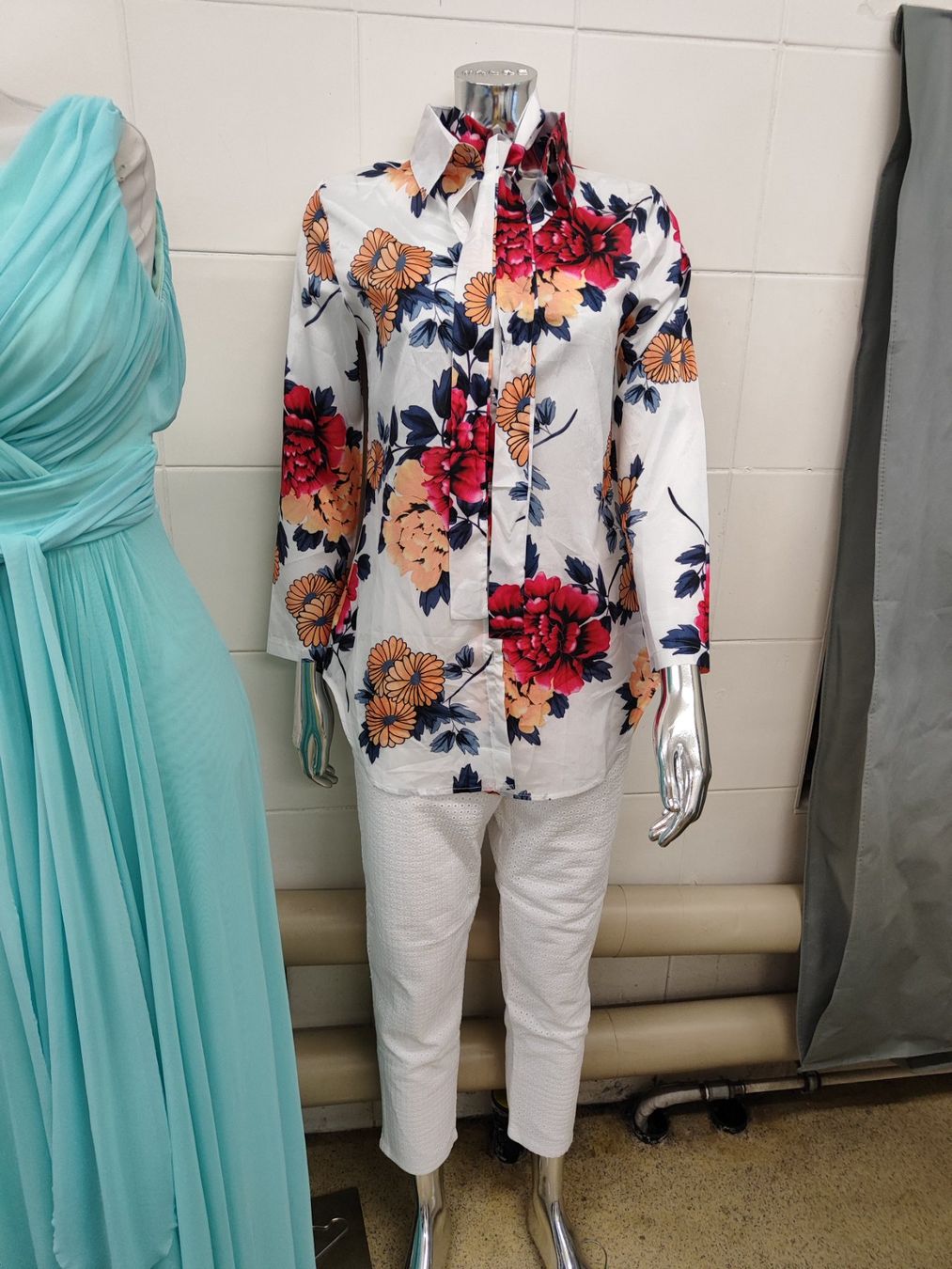 Blusen: Damen Bluse Gr M – Neu (gemäss Beschreibung) aus Langnau am Albis von Judithsebi 2