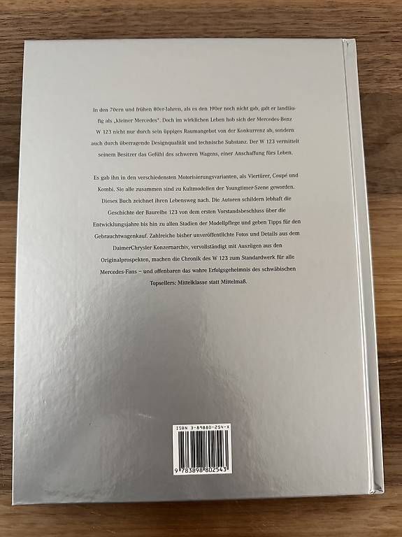Libri: Mercedes Benz W123 Buch – Nuovo (secondo la descrizione) da Rothrist venduto da Flegu 1