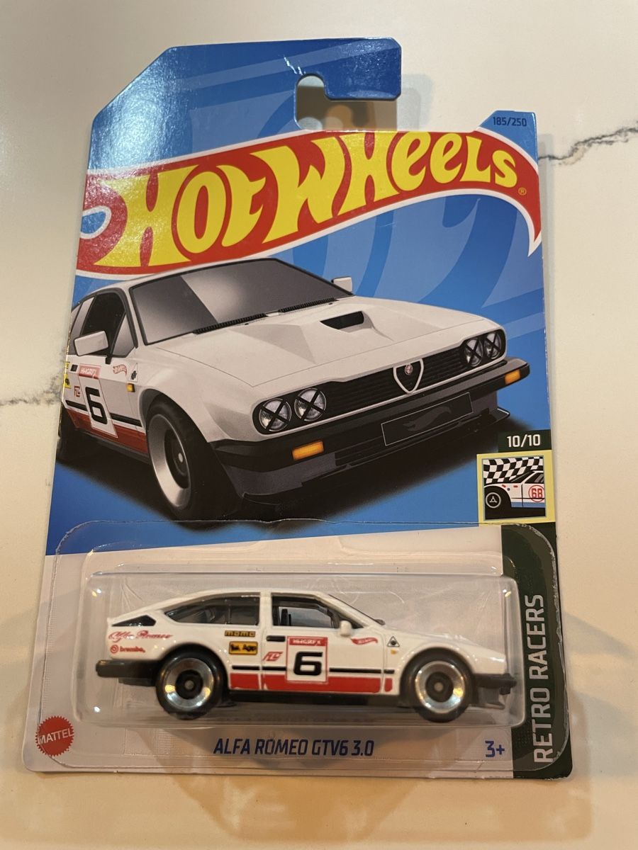 Hot Wheels Modellautos: Hotwheels Alfa Romeo GTV6 3.0 – Neu und originalverpackt aus Sutz von mtechcab