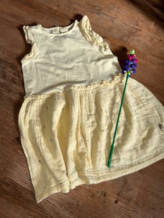 Pastellgelbes Kleid Pomp de Lux 110/116