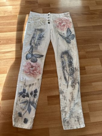 Jeans mit Blumenmuster Gr. M einf. Bundweite 37 cm