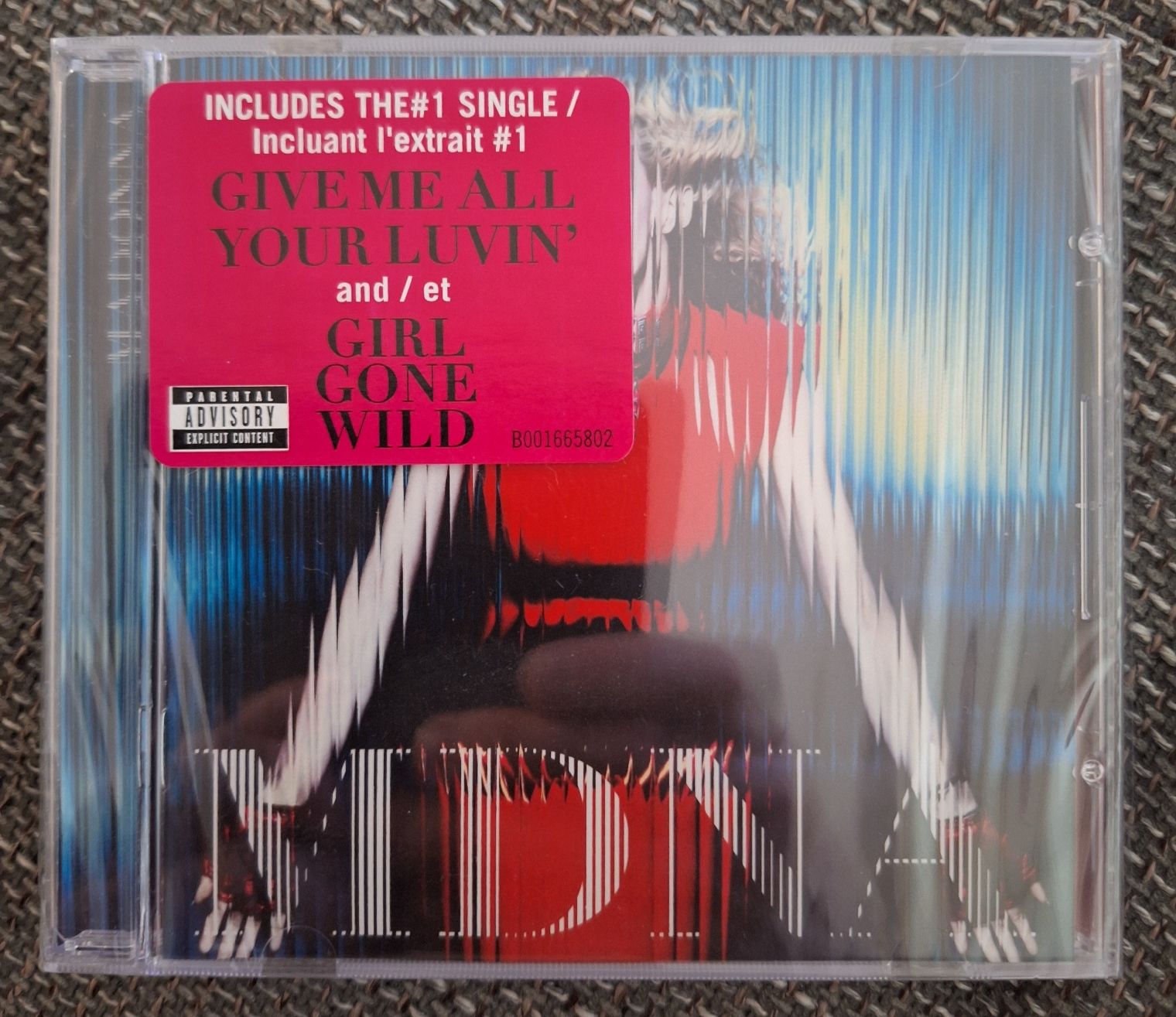 CD: Madonna MDNA CD Canada – Nuovo e nell'imballaggio originale da Luzern venduto da thomarco