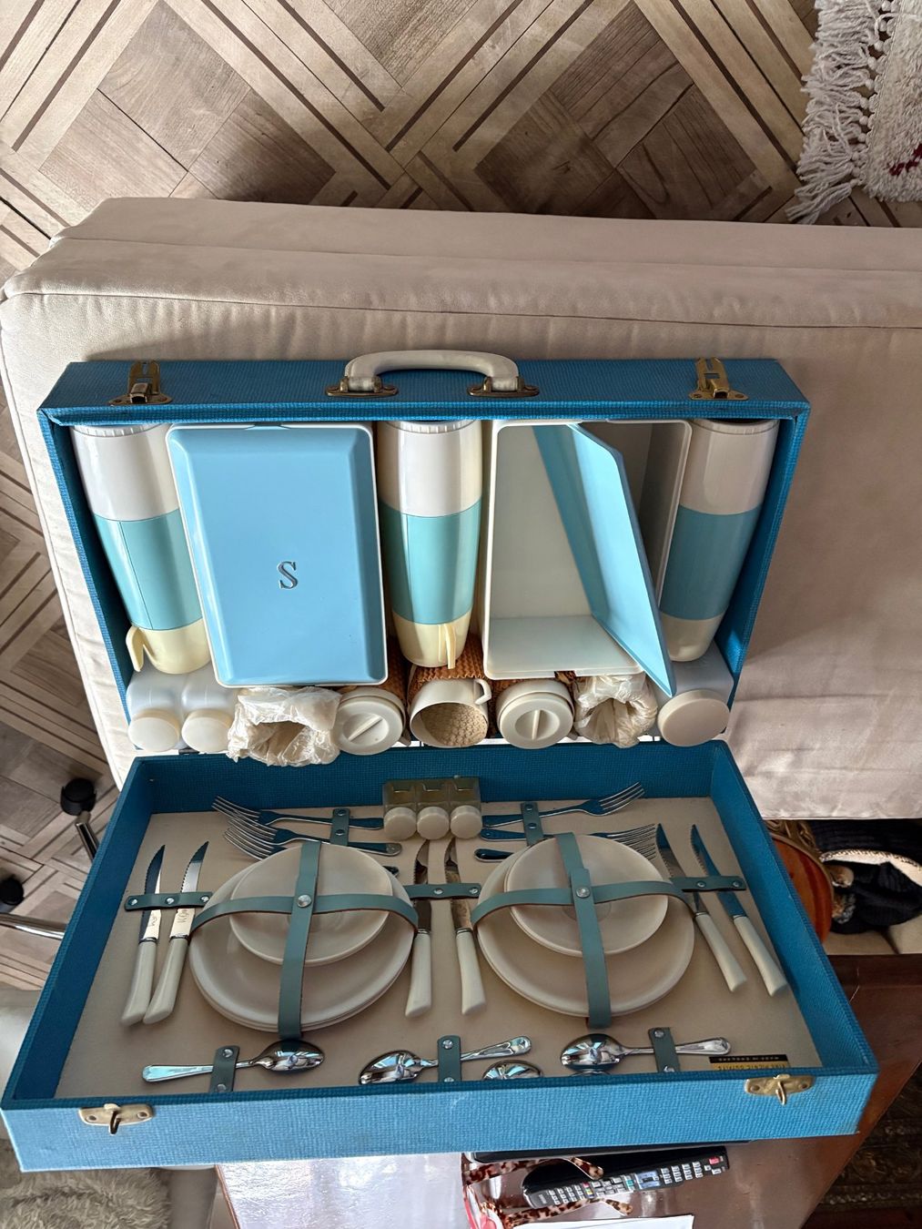 Valigie: Picknickkoffer – Usato da Richterswil venduto da Alida62 1
