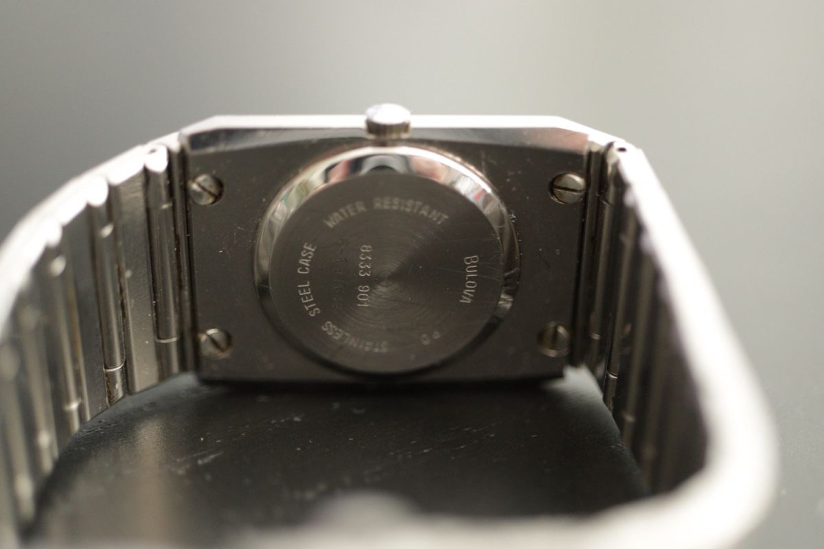 Bulova Orologi: BULOVA Quarz - integrated bracelet – Usato da Schaanwald venduto da travelintime01 3