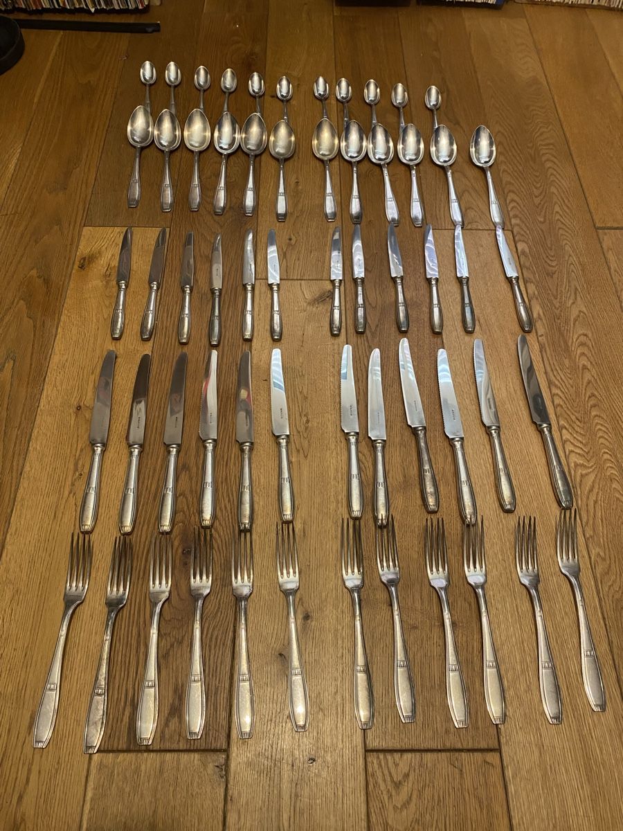 Set di posate: Ercuis  Besteckset   59 Stück – Usato da Brüttisellen venduto da Guzzi010