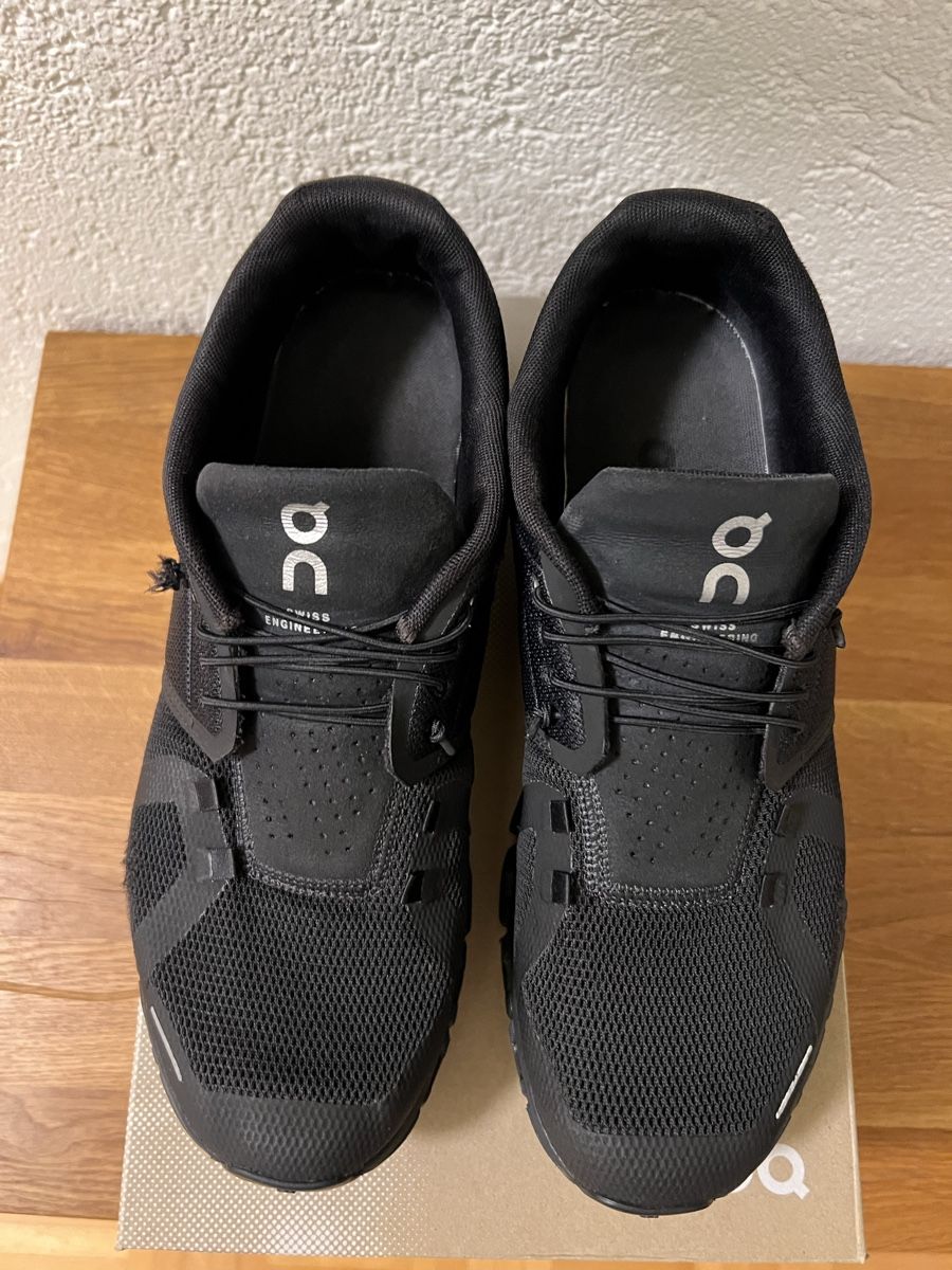 On Chaussures hommes: ON Cloud 6 Schuhe Schwarz Grösse 42.5 – Neuf (Voir description) à Chur par ZATO 3