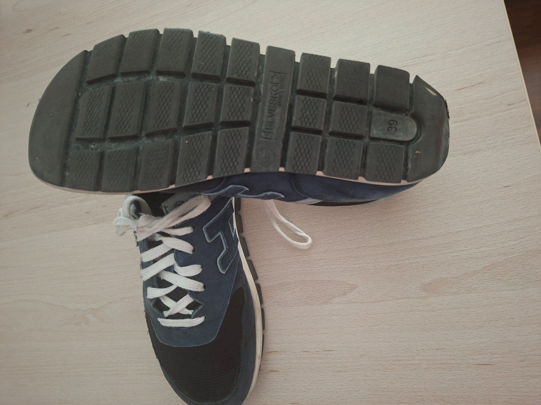 Helvesko Chaussures femmes: Helvesko  Schuh – D'occasion à Hochdorf par Malu20 3