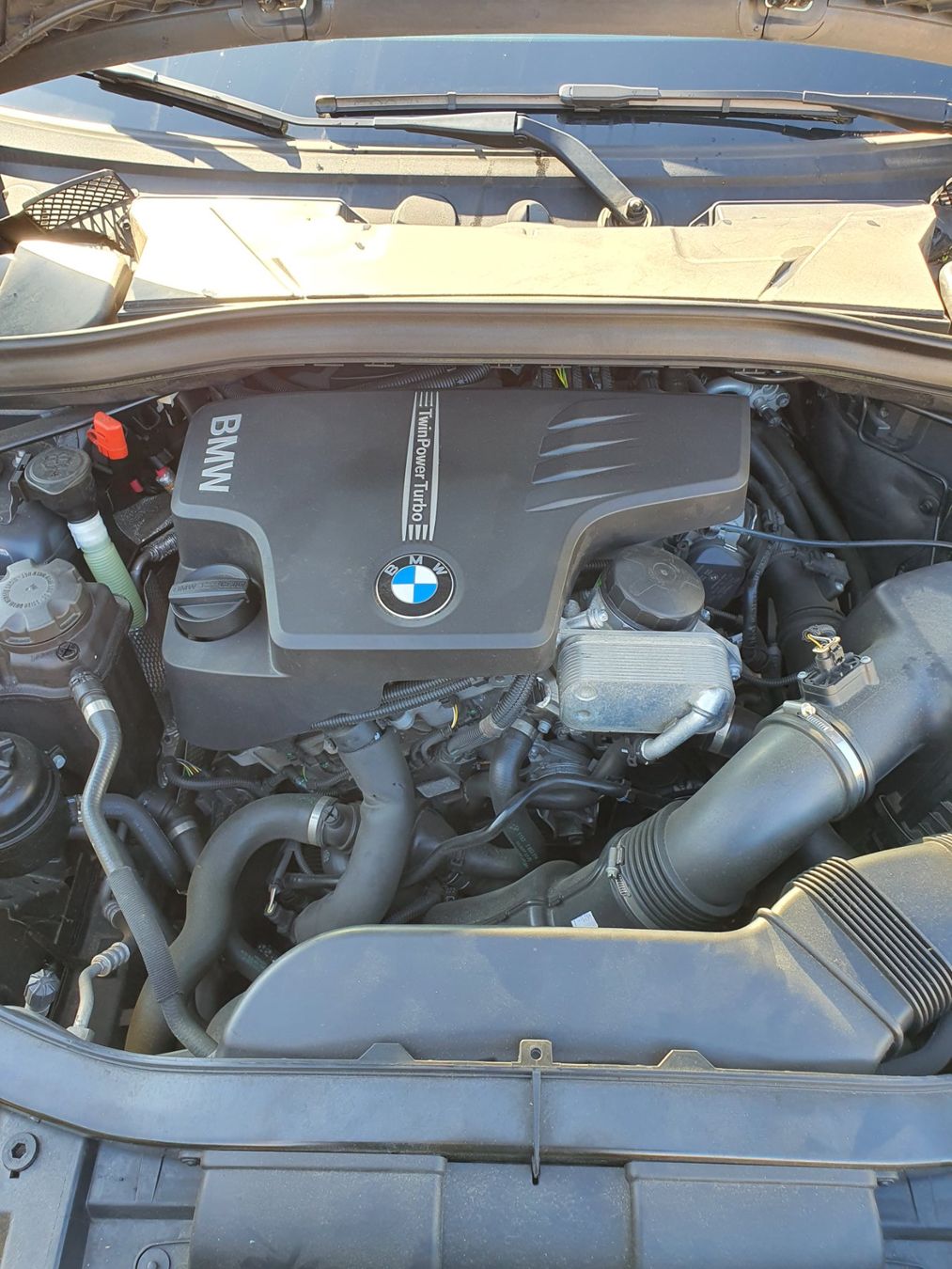 BMW Autos: Bmw X1 2.0i dès 1.- – Gebraucht aus Froideville von tra_n6rb 8