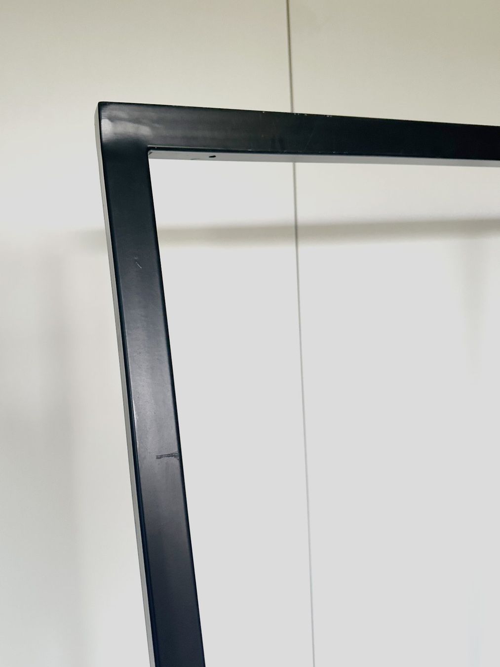 Hay Guardaroba: Design Garderobe Kleiderständer HAY Loop Stand (gross) – Usato da Kirchdorf AG venduto da cameoayiana 3