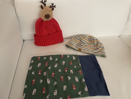 Mützenset 2Mützen und ein Schlauchschal 98/104