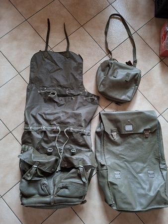 Schweizer Armee Militär Rucksack mit Zubehör 