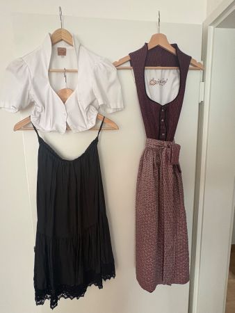 Echt bayr. Winter Dirndl mit Bluse und Unterrock