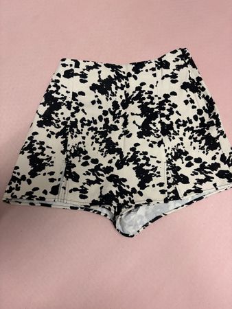 Damen Short,Gr.S;Zara