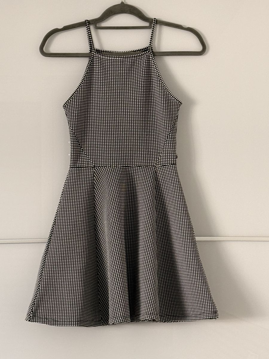 Vestiti: DIVIDED, Kleid, Gr.36, schwarz/weiss – Nuovo (secondo la descrizione) da Basel venduto da sel_g