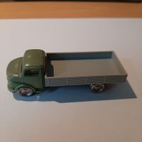 L 10 ... Mercedes LA 1413 Pritschenwagen ... LEGO No. 653