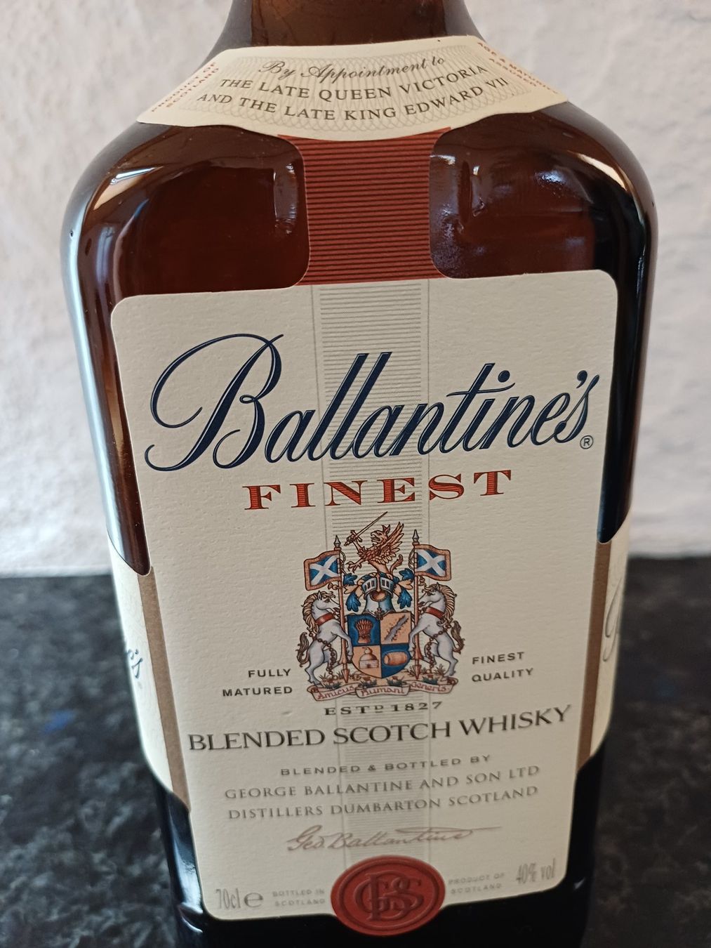 Ballantines Bevande alcoliche: Ballantine's Finest Blendes Scotch Whisky – Usato da Rüegsbach venduto da Urs9990 1