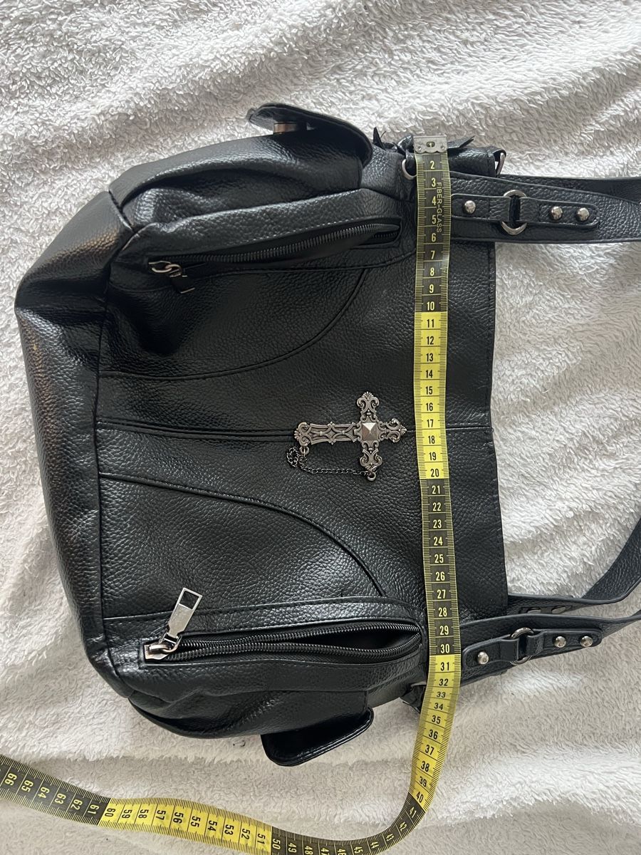 Sacs femmes: Leder Kreuz Tasche – D'occasion à Birsfelden par kik_qtt8 2