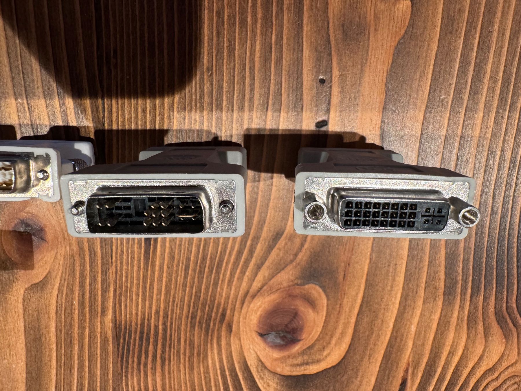 Laufwerke & Adapter: Diverse DVI/VGA Adapter , 5 Stk., Top Zustand – Gebraucht aus Arisdorf von imbeck 2