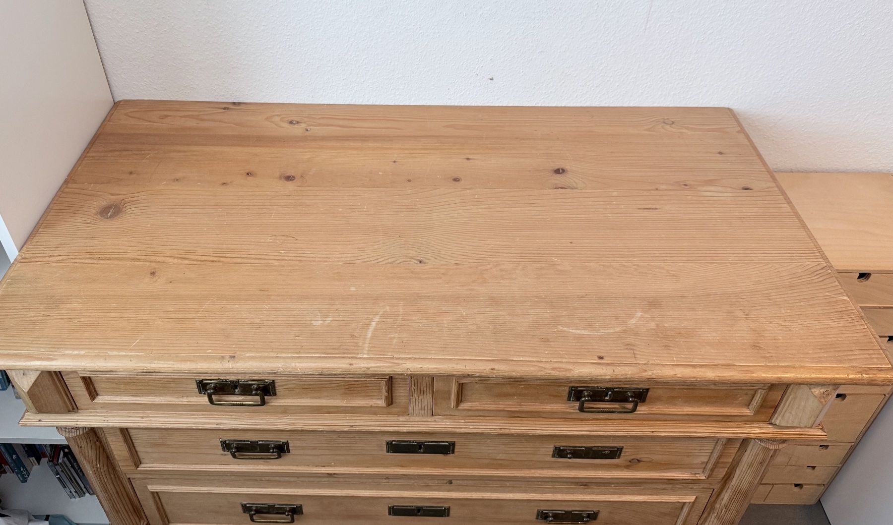 Commodes: Alte Kommode aus Holz – D'occasion à Aarau par sel_5tzb 3