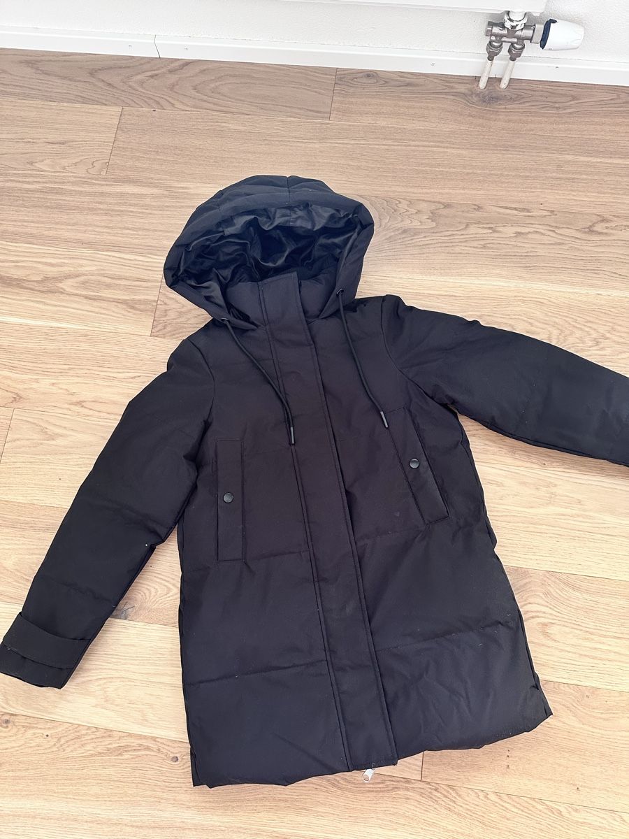 Vero Moda Mäntel: Vero Moda Daunenjacke schwarz XXS – Neu (gemäss Beschreibung) aus Küssnacht am Rigi von annine.l.