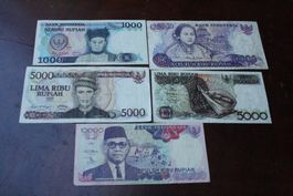 Indonésie 5 billets différents