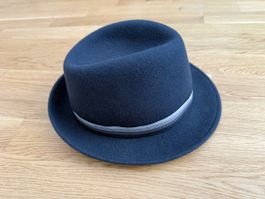 Risa Modern Wool Hat, men’s size, dark blue, winter season