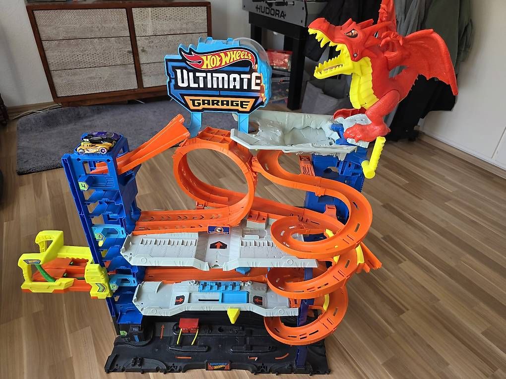 Giocattoli: Hot Wheels City Bahn Ultimate Garage  – Usato da Leuzigen venduto da Loop_t