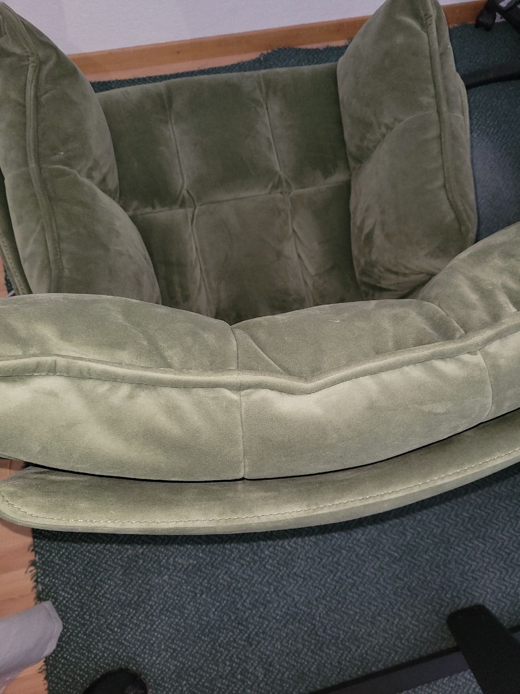 Micasa Poltrone: Gemütlicher Sessel Veloursstoff Grün – Nuovo (secondo la descrizione) da Bassersdorf venduto da kid_fm98 1