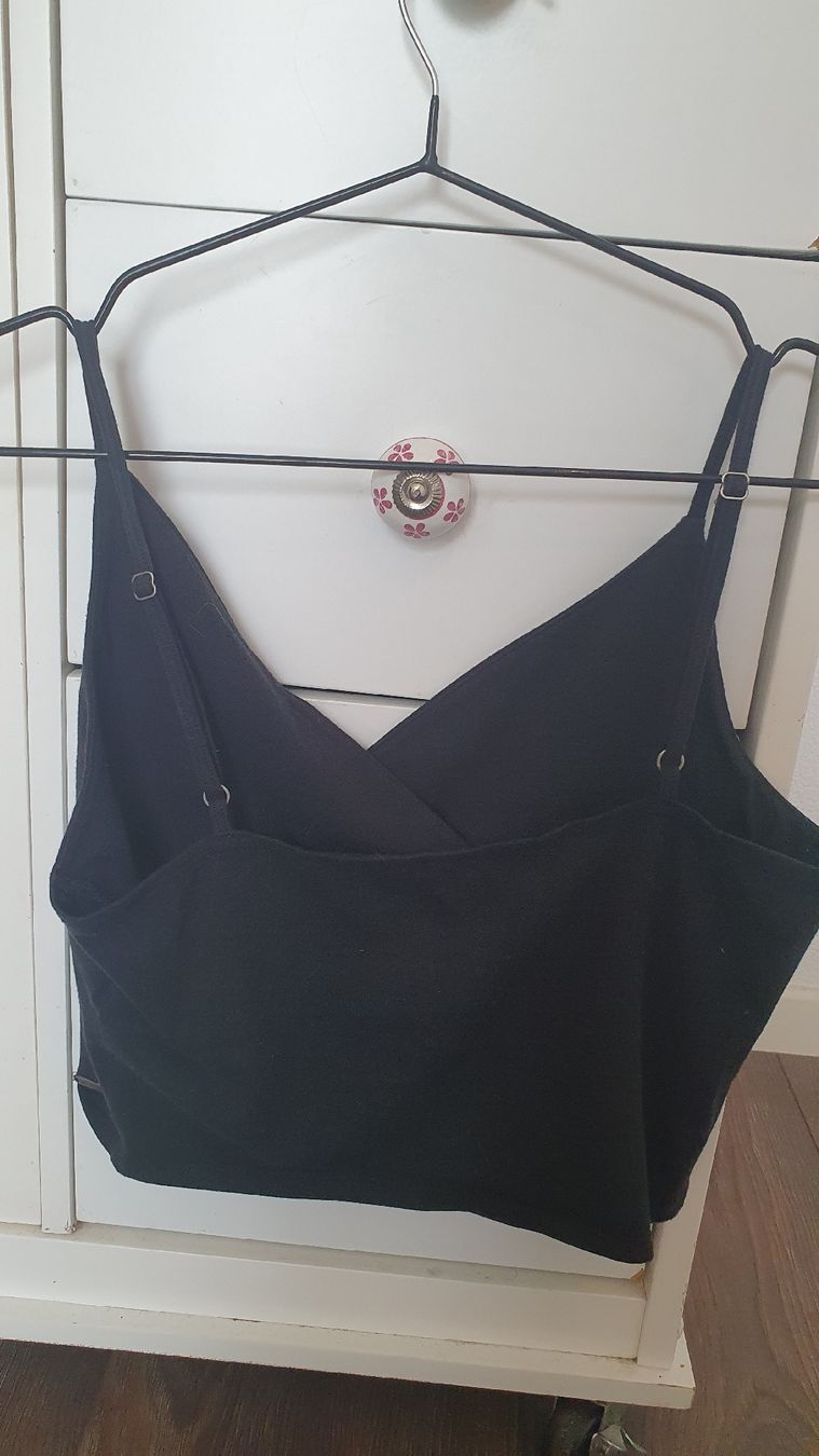 Hollister Top: Hollister Croptop – Usato da Breitenbach venduto da sabrinaa95 1
