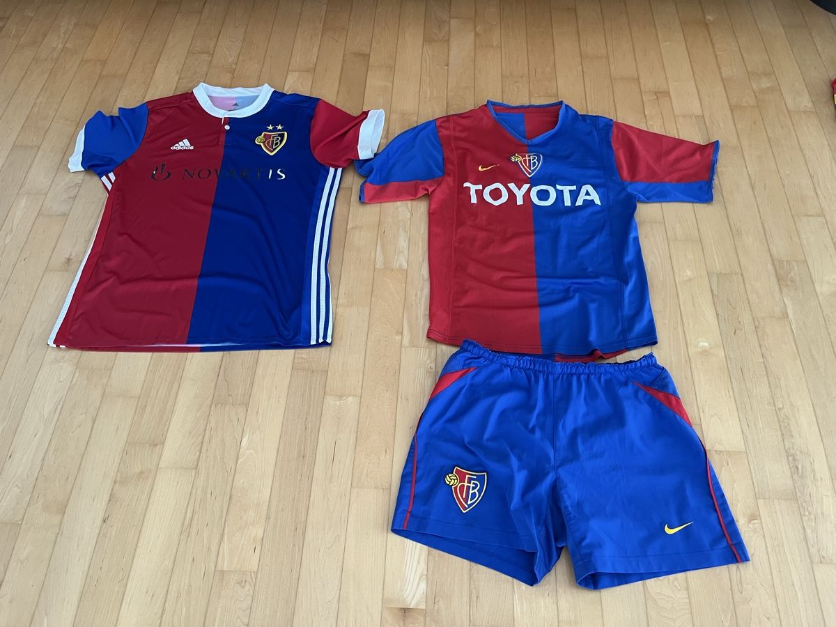 Leibchen & Hosen: FC Basel Fussball Trikots, M und L – Gebraucht aus Allschwil von Manolictus