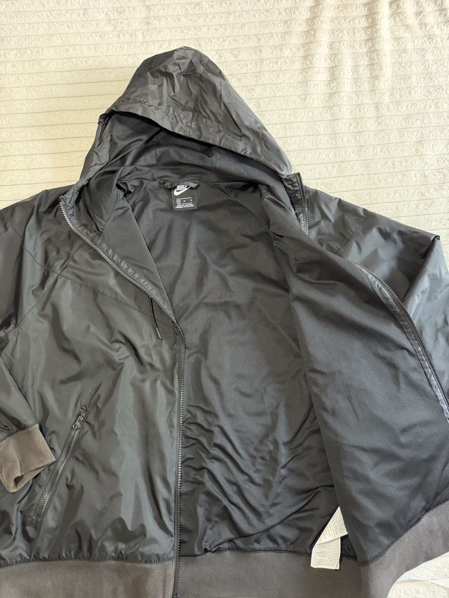 Nike Giacche: Original Nike Sportswear Windbreaker M – Nuovo (secondo la descrizione) da Vionnaz venduto da b_f_d_r_g 3