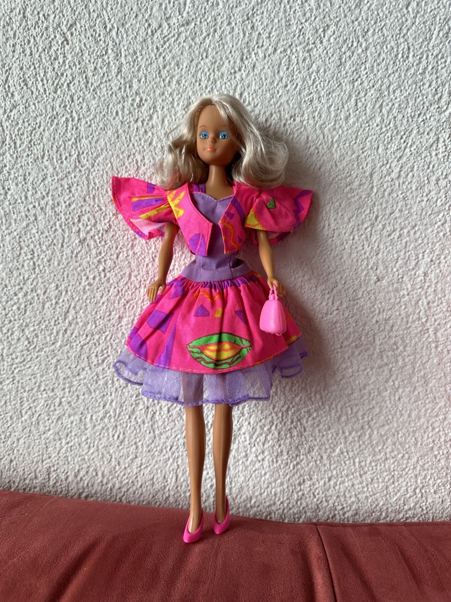 Bambole: Schöne Barbie – Usato da Herbriggen venduto da Sehrazade