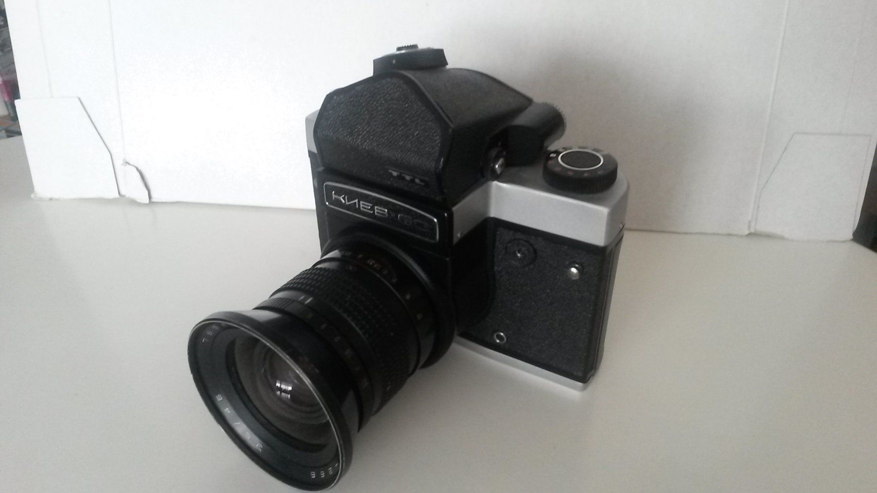 Kamera: KIEV 60 TTL + Obj. 45 mm , analog.  testé ok – Gebraucht aus Lausanne von asdyx 1