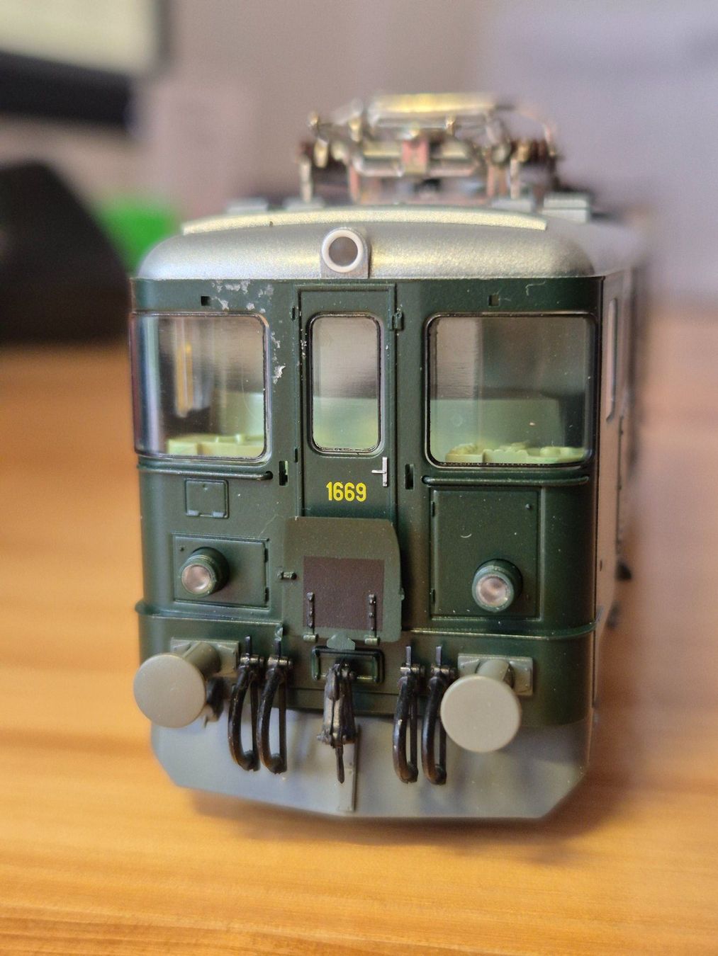 Roco Modelleisenbahnen: ROCO 63537 - SBB-CFF De 4/4 1669 - H0 digital DCC – Gebraucht aus St-Léonard von thipif 3
